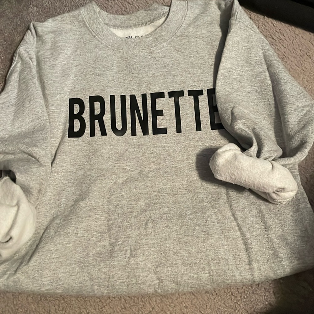 Brunette Crewneck